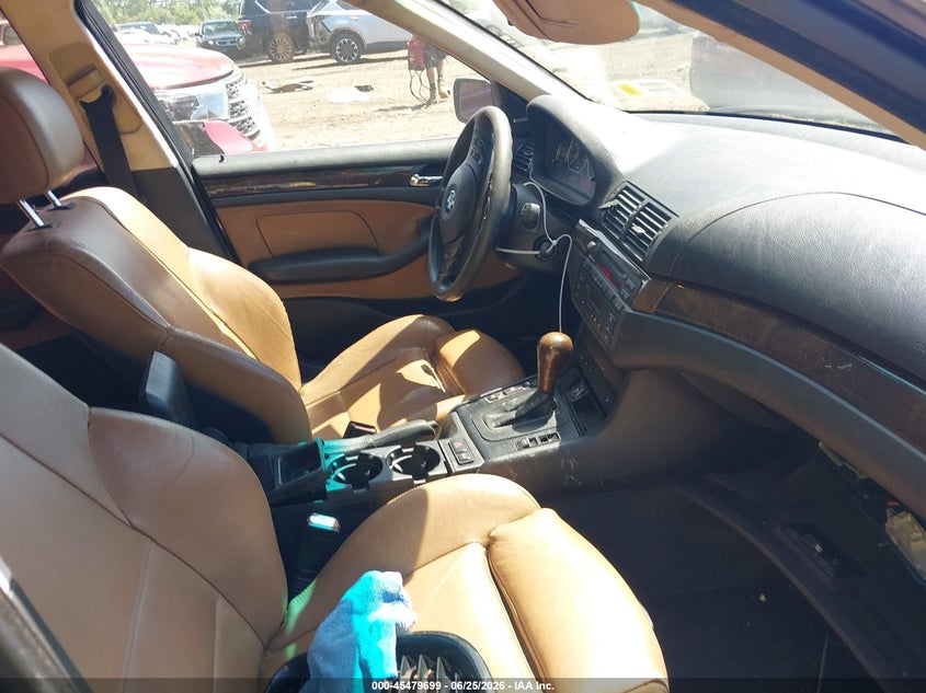2003 BMW 3er VIN WBAEV53423KM28354 IAAI salvage auction — REAR END, Mv-907A (New York), sold $500 on 2026-07-14 (photo 5)