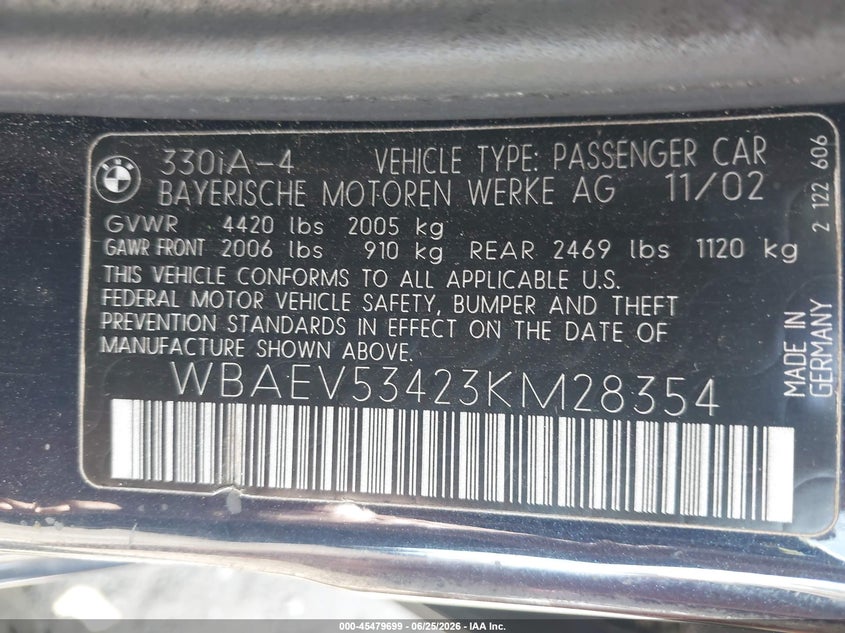 2003 BMW 3er VIN WBAEV53423KM28354 IAAI salvage auction — REAR END, Mv-907A (New York), sold $500 on 2026-07-14 (photo 9)