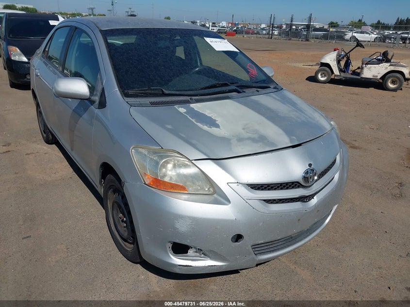 2007 Toyota Yaris VIN JTDBT923571042969 IAAI salvage auction — NORMAL WEAR, Salvage Title, sold $550 on 2026-07-22 (photo 1)