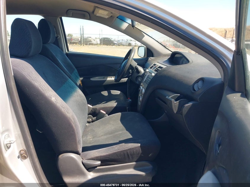 2007 Toyota Yaris VIN JTDBT923571042969 IAAI salvage auction — NORMAL WEAR, Salvage Title, sold $550 on 2026-07-22 (photo 5)