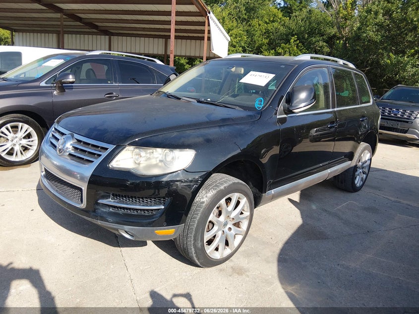2008 Volkswagen Touareg VIN WVGCB77L18D060577 IAAI salvage auction — UNKNOWN, Original (Texas), sold $525 on 2026-07-13 (photo 2)