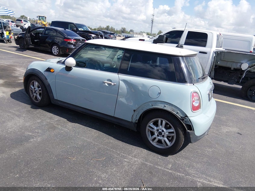 2013 Mini Hard top VIN WMWSU3C58DT686926 IAAI salvage auction — LEFT SIDE, Salvage Title, sold $750 on 2026-07-16 (photo 3)