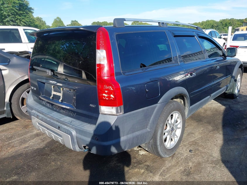 2007 Volvo Xc70 VIN YV4SZ592971257577 IAAI salvage auction — NORMAL WEAR, Clear (North Carolina), sold $600 on 2026-07-09 (photo 4)