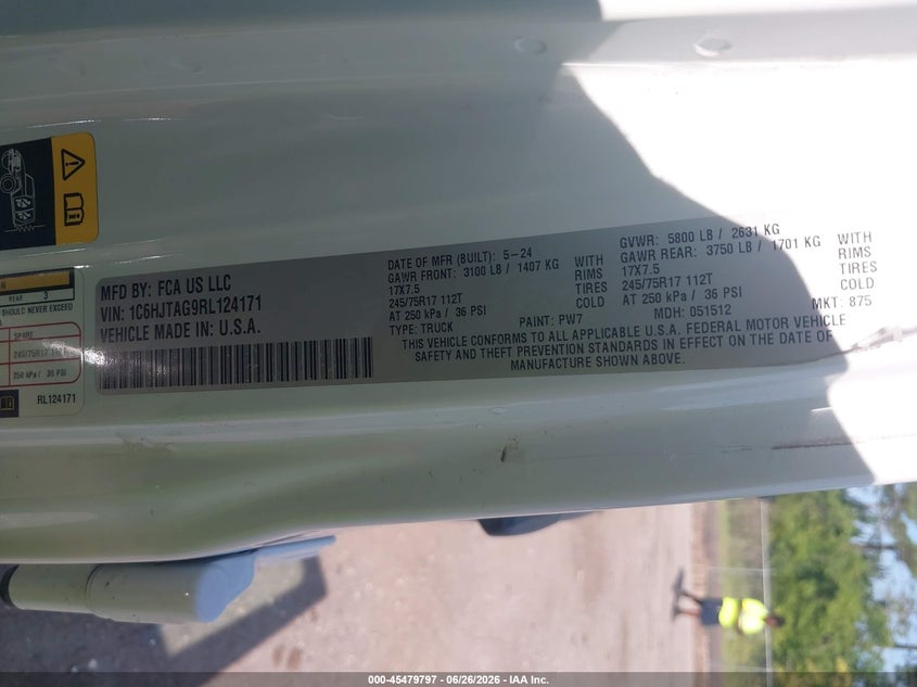 2024 Jeep Gladiator VIN 1C6HJTAG9RL124171 IAAI salvage auction — FRONT END, Salvage Title, sold $9,100 on 2026-07-28 (photo 9)