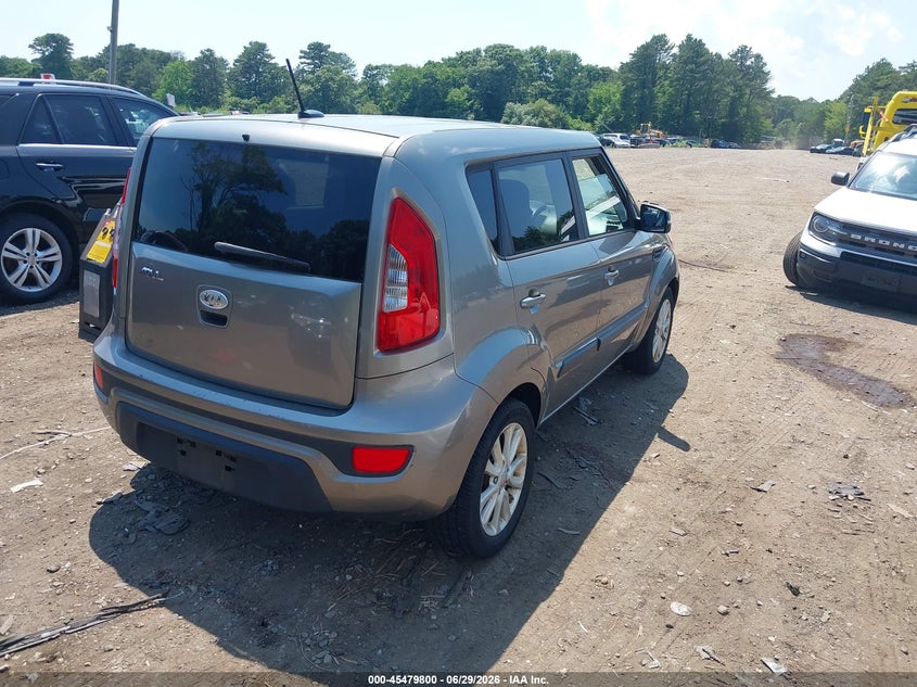 2012 Kia Soul VIN KNDJT2A67C7361084 IAAI salvage auction — NORMAL WEAR, Clear (New York), sold $700 on 2026-07-21 (photo 4)
