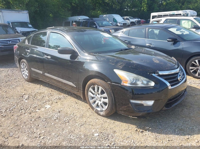 2015 Nissan Altima VIN 1N4AL3AP6FC106586 IAAI salvage auction — FRONT & REAR, Salvage (Tennessee), sold $550 on 2026-07-25 (photo 1)