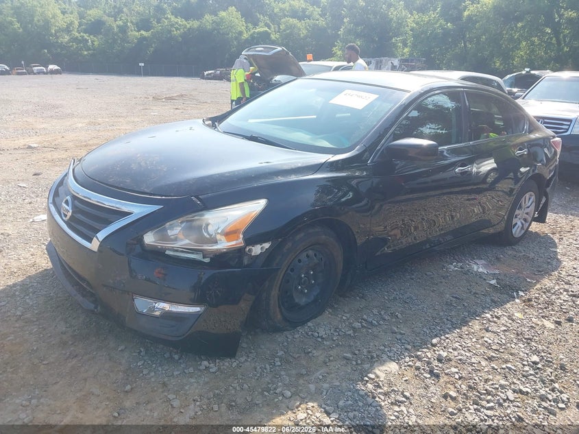 2015 Nissan Altima VIN 1N4AL3AP6FC106586 IAAI salvage auction — FRONT & REAR, Salvage (Tennessee), sold $550 on 2026-07-25 (photo 2)