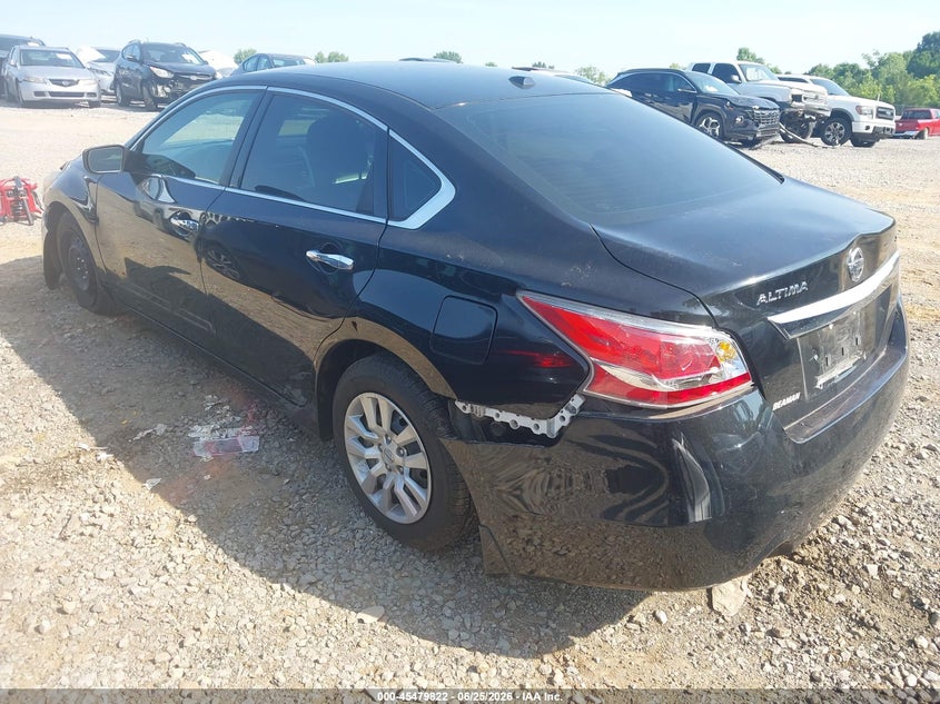2015 Nissan Altima VIN 1N4AL3AP6FC106586 IAAI salvage auction — FRONT & REAR, Salvage (Tennessee), sold $550 on 2026-07-25 (photo 3)