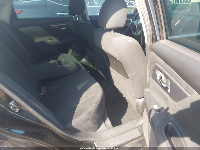 2015 Nissan Altima VIN 1N4AL3AP6FC106586 IAAI salvage auction — FRONT & REAR, Salvage (Tennessee), sold $550 on 2026-07-25 (photo 8)