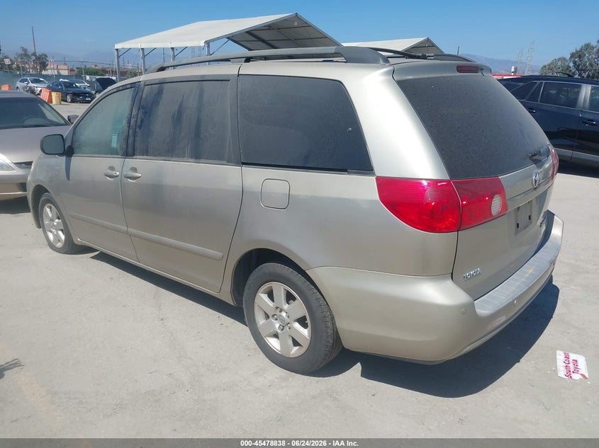 2007 Toyota Sienna VIN 5TDZK23C67S076509 IAAI salvage auction — NORMAL WEAR, Clear - Dealer Only (California), sold $550 on 2026-07-29 (photo 3)
