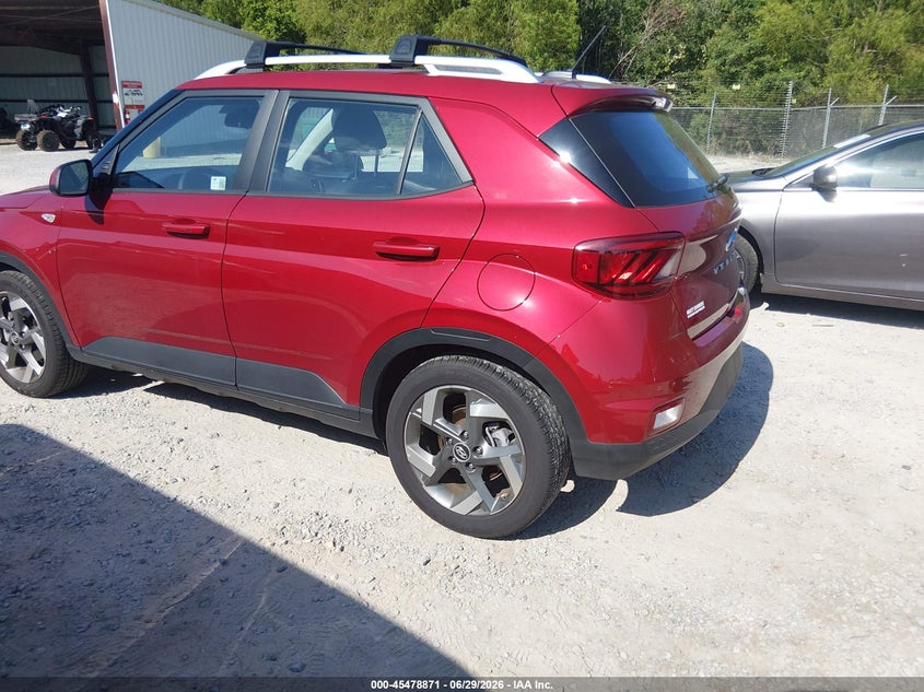 2025 Hyundai Venue VIN KMHRC8A35SU388646 IAAI salvage auction — WATER/FLOOD, Salvage Title, sold $7,000 on 2026-08-14 (photo 3)