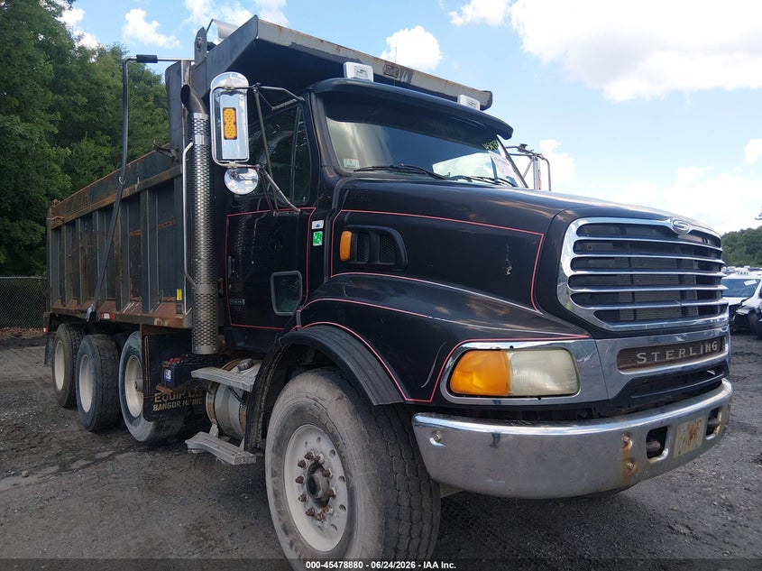 2006 Sterling truck L 9500 VIN 2FZHAZCV46AV20410 IAAI salvage auction — SIDE, Clear (Massachusetts), sold $5,200 on 2026-07-21 (photo 1)