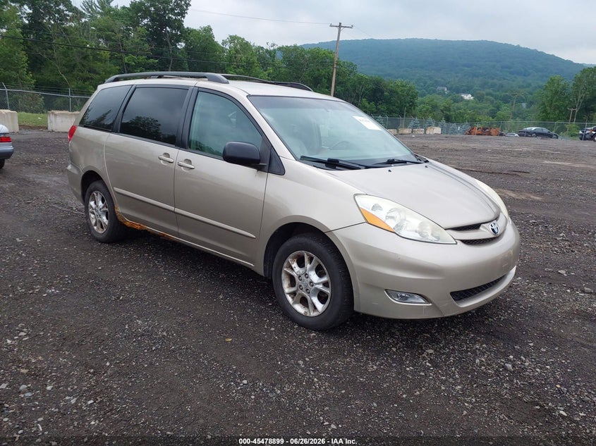2006 Toyota Sienna VIN 5TDBA22C86S055374 IAAI salvage auction — NORMAL WEAR, Original (Vermont), sold $1,225 on 2026-07-09 (photo 1)