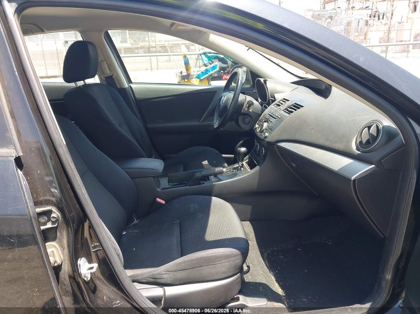 2013 Mazda 3 VIN JM1BL1LP4D1763394 IAAI salvage auction — RIGHT FRONT, Salvage (California), sold $575 on 2026-07-21 (photo 5)