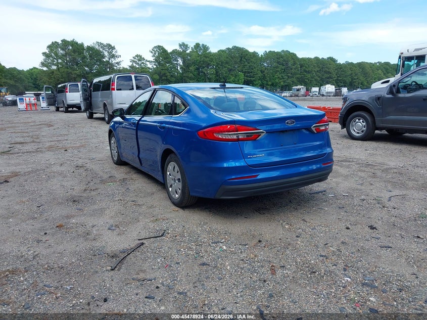 2019 Ford Fusion VIN 3FA6P0G74KR273962 IAAI salvage auction — NORMAL WEAR, SF97 (Virginia), sold $10,700 on 2026-07-22 (photo 3)