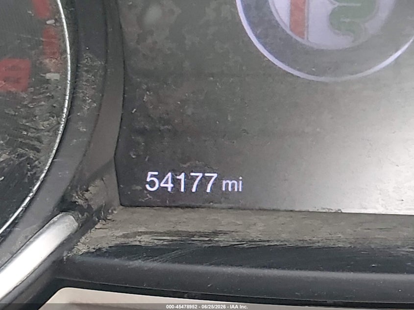 2019 Alfa romeo Giulia VIN ZARFAMEV3K7600692 IAAI salvage auction — WATER/FLOOD, Salvage Title, sold $12,100 on 2026-08-17 (photo 7)