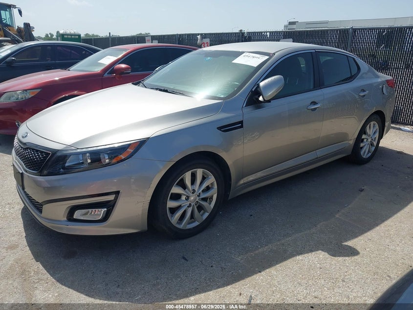 2015 Kia Optima VIN 5XXGN4A75FG373139 IAAI salvage auction — NORMAL WEAR, Original (Texas), sold $3,550 on 2026-07-07 (photo 2)