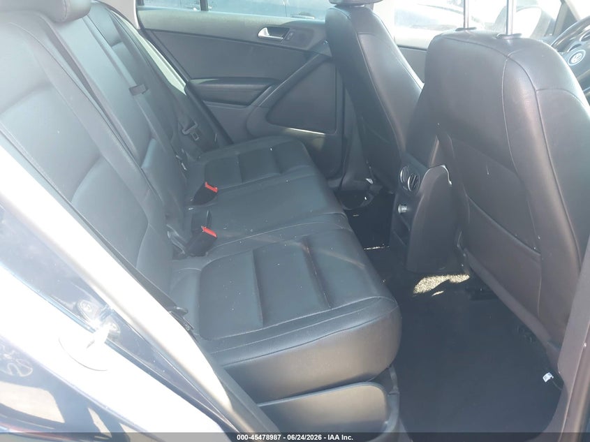 2012 Volkswagen Tiguan VIN WVGBV7AX1CW509722 IAAI salvage auction — FRONT END, Salvage Title, sold $200 on 2026-07-23 (photo 8)