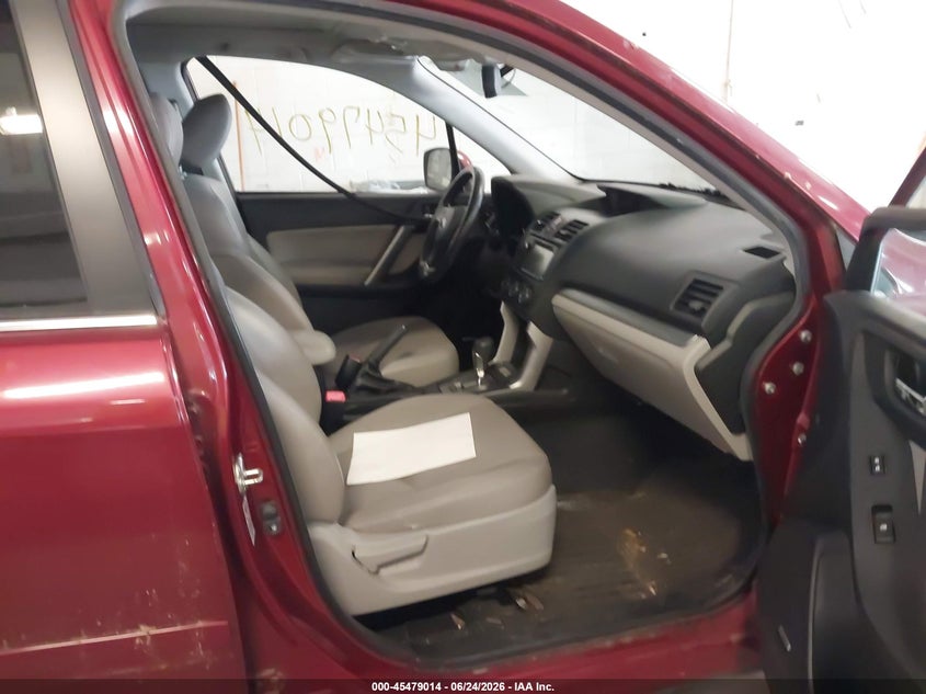 2014 Subaru Forester VIN JF2SJAPC9EH418482 IAAI salvage auction — NORMAL WEAR, Clear (Minnesota), sold $775 on 2026-07-08 (photo 5)