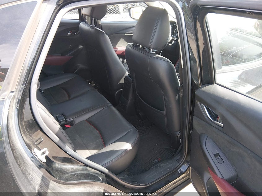2017 Mazda Cx-3 VIN JM1DKFD75H0167343 IAAI salvage auction — NORMAL WEAR, Clear (Connecticut), sold $3,650 on 2026-07-30 (photo 8)