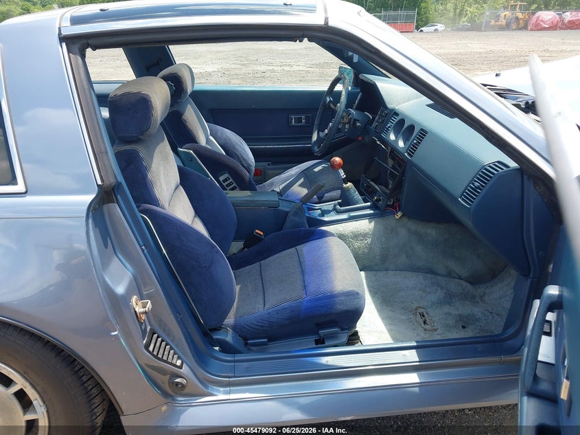 1986 Nissan 300zx VIN JN1HZ14S1GX161973 IAAI salvage auction — NORMAL WEAR, Clear (New Jersey), sold $500 on 2026-07-09 (photo 5)
