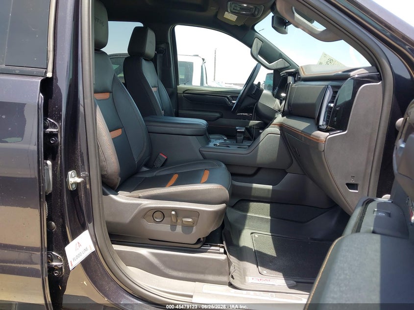 2023 Gmc SIERRA VIN 3GTUUEE83PG238111 IAAI salvage auction — WATER/FLOOD, Salvage (Texas), sold $26,000 on 2026-07-30 (photo 5)