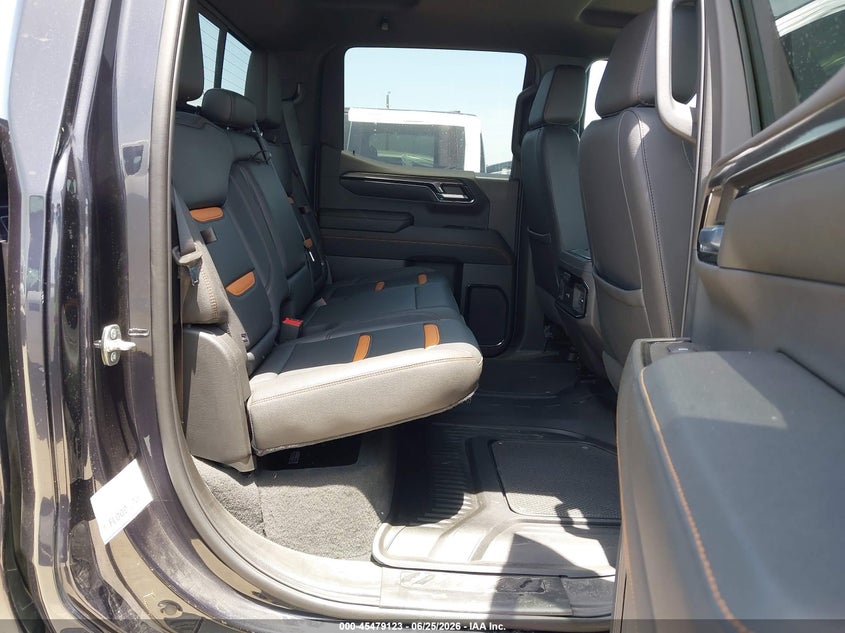 2023 Gmc SIERRA VIN 3GTUUEE83PG238111 IAAI salvage auction — WATER/FLOOD, Salvage (Texas), sold $26,000 on 2026-07-30 (photo 8)