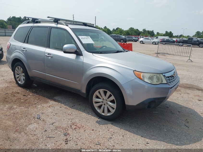 2013 Subaru Forester VIN JF2SHAFC9DH425752 IAAI salvage auction — NORMAL WEAR, Original (Texas), sold $250 on 2026-07-09 (photo 1)