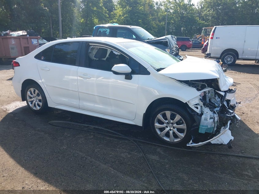 2025 Toyota Corolla VIN 5YFB4MDE1SP285732 IAAI salvage auction — FRONT END, Salvage Title, sold $2,050 on 2026-07-22 (photo 1)