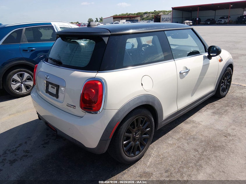 2015 Mini Hard top VIN WMWXM5C50FT939628 IAAI salvage auction — WATER/FLOOD, Salvage (Texas), sold $1,750 on 2026-07-16 (photo 4)