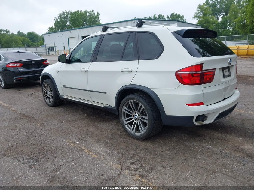 2012 BMW X5 VIN 5UXZW0C59CL666546 IAAI salvage auction — NORMAL WEAR, Clear (Michigan), sold $2,050 on 2026-07-27 (photo 3)