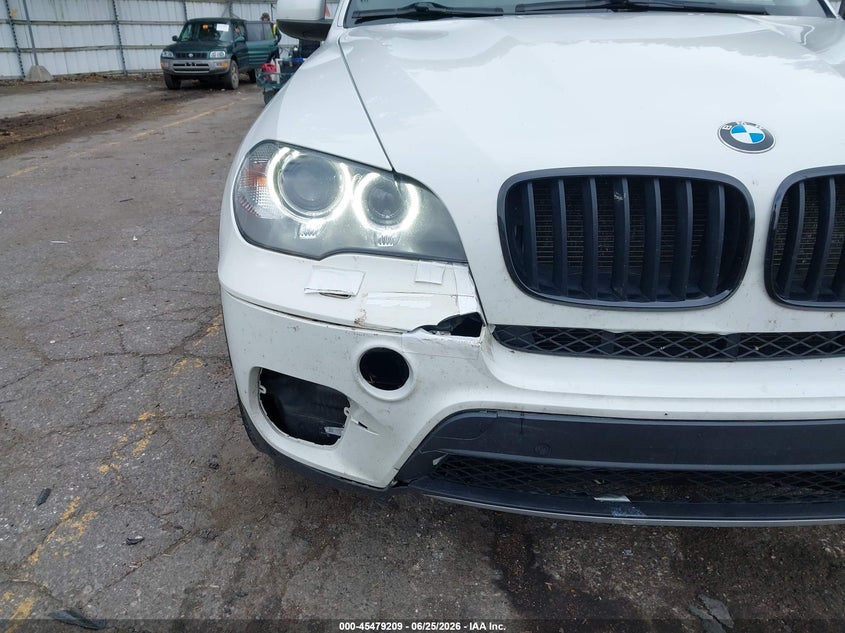 2012 BMW X5 VIN 5UXZW0C59CL666546 IAAI salvage auction — NORMAL WEAR, Clear (Michigan), sold $2,050 on 2026-07-27 (photo 6)