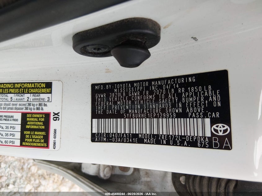 2014 Toyota Corolla VIN 5YFBURHE1EP129959 IAAI salvage auction — NORMAL WEAR, Original (Kentucky), sold $2,400 on 2026-07-29 (photo 9)