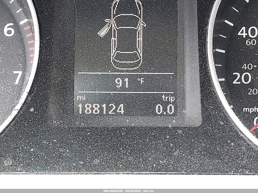 2014 Volkswagen VIN WVWBP7AN6EE525808 IAAI salvage auction — NORMAL WEAR, Clear (Georgia), sold $500 on 2026-07-28 (photo 7)