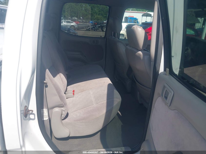 2004 Toyota Tacoma VIN 5TEGM92NX4Z462197 IAAI salvage auction — FRONT END, Rebuildable (Florida), sold $4,200 on 2026-07-14 (photo 8)