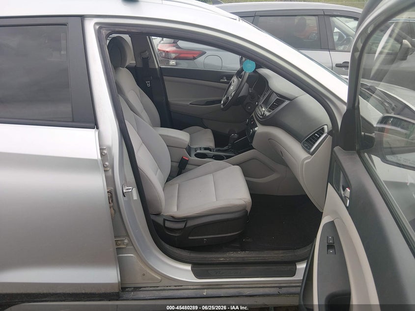 2018 Hyundai Tucson VIN KM8J3CA46JU670849 IAAI salvage auction — NORMAL WEAR, Salvage (Nebraska), sold $5,750 on 2026-07-24 (photo 5)