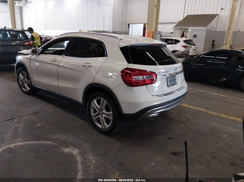 2016 Mercedes-benz Gla-klasse VIN WDCTG4GB0GJ227999 IAAI salvage auction — FRONT END, Salvage (Oregon), sold $3,200 on 2026-08-20 (photo 3)