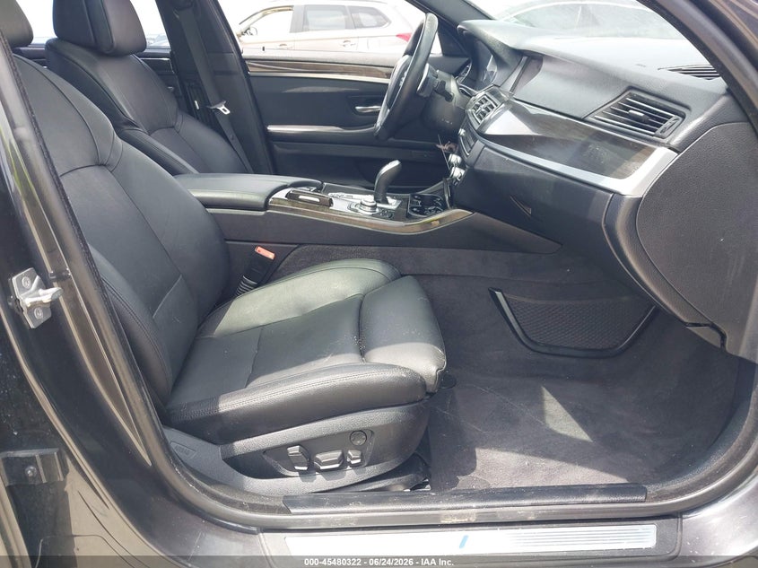 2012 BMW VIN WBAFR9C50CDX79020 IAAI salvage auction — NORMAL WEAR, Original (Texas), sold $1,100 on 2026-07-24 (photo 5)