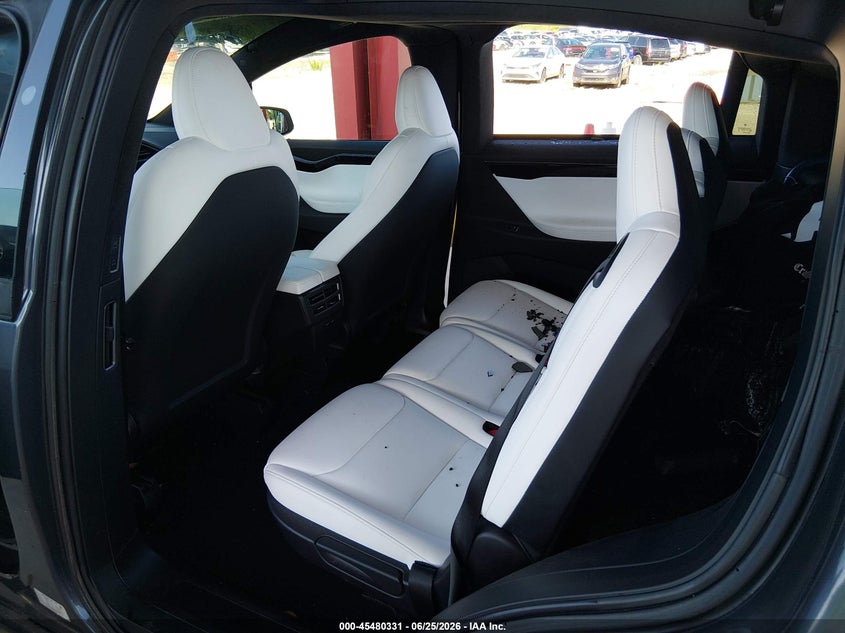 2021 Tesla Model x VIN 5YJXCDE28MF322674 IAAI salvage auction — RIGHT SIDE, Certificate Of Destruction (Florida), sold $7,600 on 2026-07-23 (photo 8)