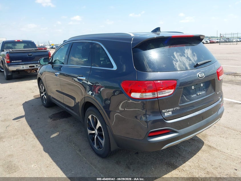 2018 Kia Sorento VIN 5XYPHDA54JG411440 IAAI salvage auction — NORMAL WEAR, Regular (South Dakota), sold $1,525 on 2026-07-28 (photo 3)