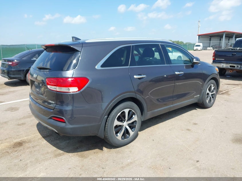 2018 Kia Sorento VIN 5XYPHDA54JG411440 IAAI salvage auction — NORMAL WEAR, Regular (South Dakota), sold $1,525 on 2026-07-28 (photo 4)