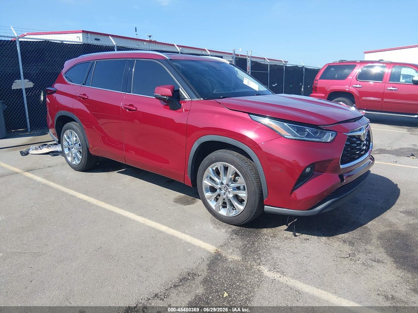 2020 Toyota Highlander VIN 5TDYZRAHXLS028357 IAAI salvage auction — FRONT END, Salvage (South Carolina), sold $16,725 on 2026-07-29 (photo 1)