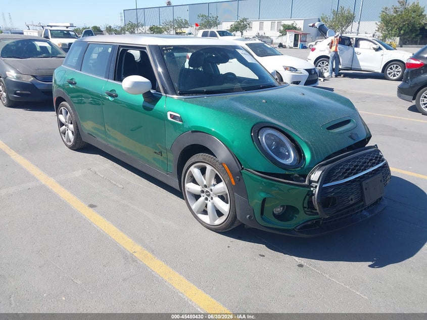 2024 Mini Clubman VIN WMWXJ1C03R2V61384 IAAI salvage auction — LEFT FRONT, Salvage (California), sold $3,550 on 2026-07-29 (photo 1)