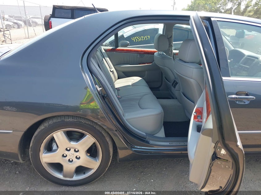 2005 Lexus Ls 430 VIN JTHBN36F350178790 IAAI salvage auction — NORMAL WEAR, Original (Ohio), sold $7,900 on 2026-07-30 (photo 8)