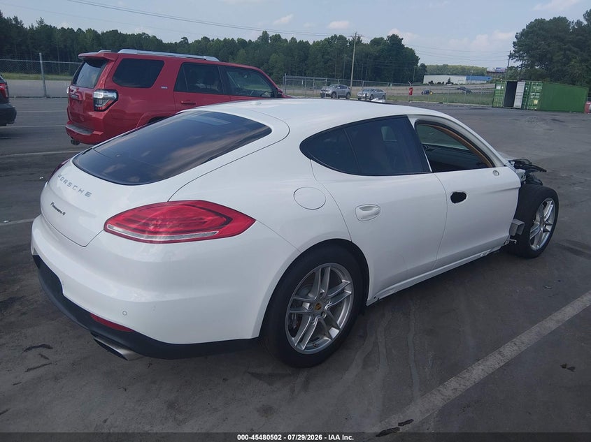 2016 Porsche Panamera VIN WP0AA2A78GL007506 IAAI salvage auction — FRONT END, Salvage Title, sold $4,800 on 2026-09-16 (photo 4)