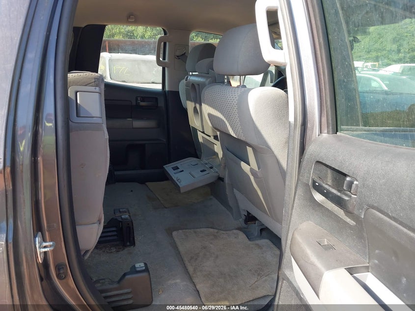 2011 Toyota Tundra VIN 5TFRM5F19BX032836 IAAI salvage auction — REAR END, Salvage (Alabama), sold $2,425 on 2026-07-15 (photo 8)
