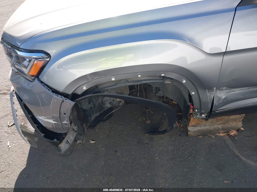 2021 Volkswagen Atlas VIN 1V2ER2CA6MC580014 IAAI salvage auction — SIDE, Salvage Certificate (California), sold $4,050 on 2026-07-29 (photo 6)