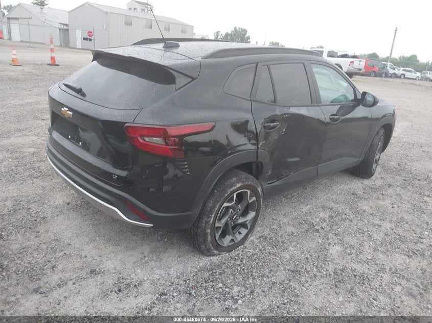 2025 Chevrolet Trax VIN KL77LHEP1SC078070 IAAI salvage auction — SIDE, Salvage Title, sold $5,700 on 2026-08-01 (photo 4)