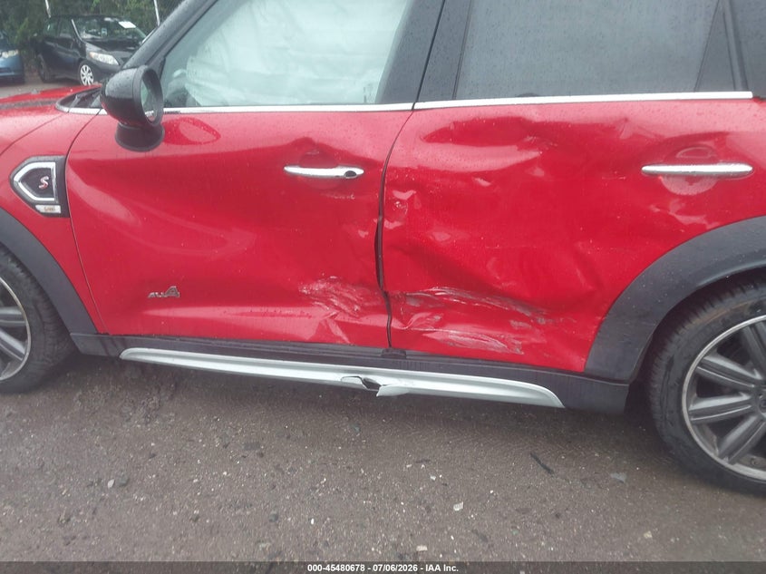 2019 Mini Countryman VIN WMZYT5C54K3E64119 IAAI salvage auction — LEFT SIDE, Salvage Title, sold $4,500 on 2026-08-05 (photo 6)