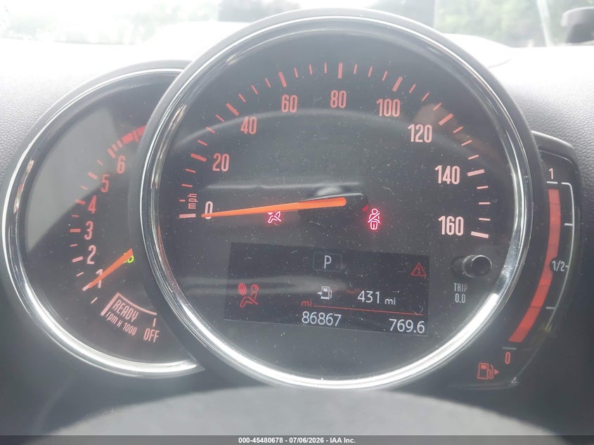 2019 Mini Countryman VIN WMZYT5C54K3E64119 IAAI salvage auction — LEFT SIDE, Salvage Title, sold $4,500 on 2026-08-05 (photo 7)